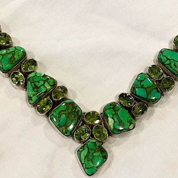 Mohave Lime Green Copper Infused Turquoise Peridot Sterling Silver 925 Necklace - Picture 11 of 16